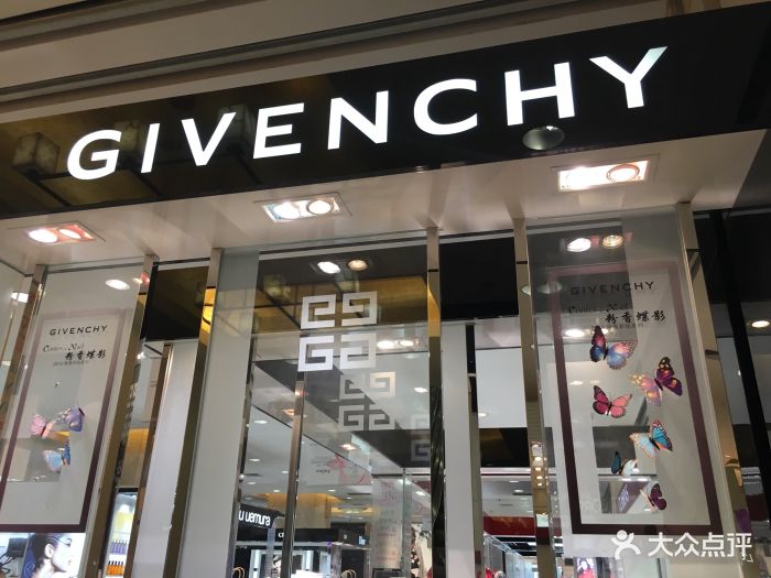2024-09-14	
LVMH 旗下的紀梵希 ( Givenchy ) 法國奢侈品牌 任命英國人 ...