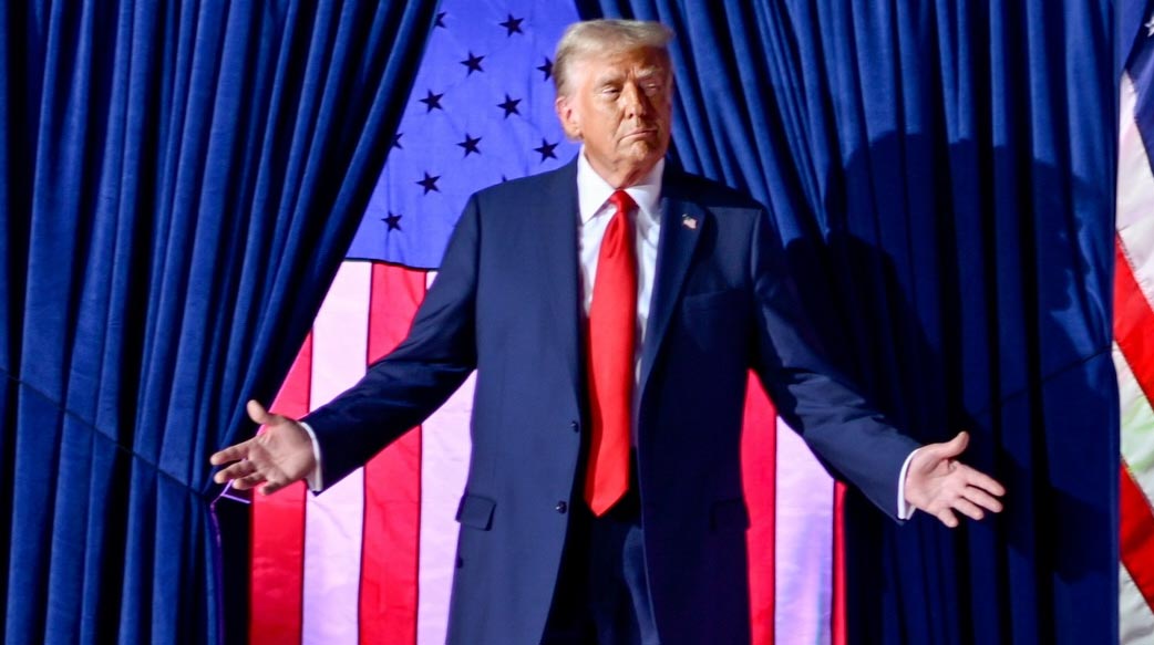 2025-12-13
川普：「川普正在一分一秒地失去權力」：美國總統宣佈降低物價和提高薪資，但美國...