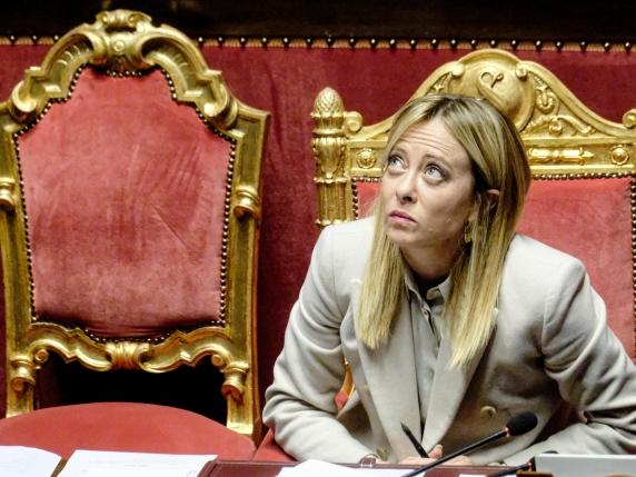 2025-12-18
梅洛尼就歐盟理事會大樓耗資 8 億歐元的翻新工程表示：“這筆支出需要重新審視...