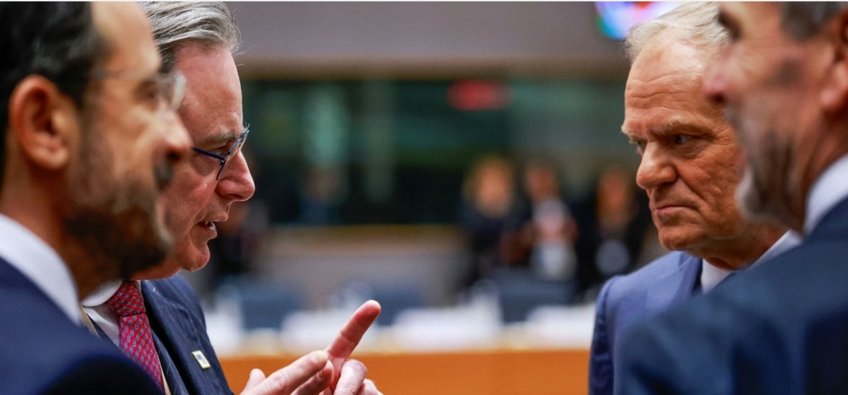 2025-12-18
烏克蘭-俄羅斯衝突最新消息 | 歐盟理事會就資產問題發表講話，圖斯克：“今天 ...